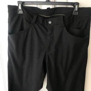 Men’s Lululemon Utility Pant. Size 35 Tall. Black